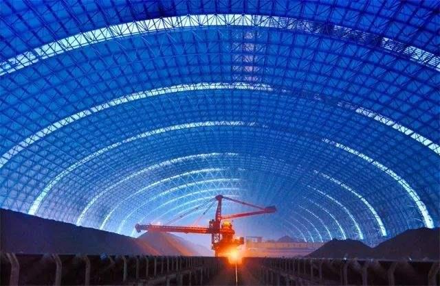 峨眉山亿优钢构工程师为您解析原料场封闭技术的特点和类型